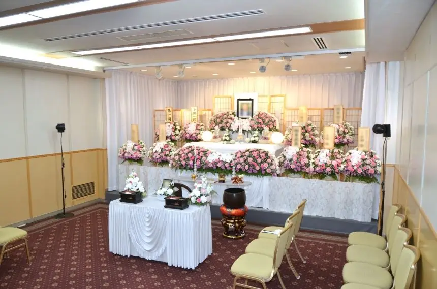 多磨葬祭場（日華斎場）